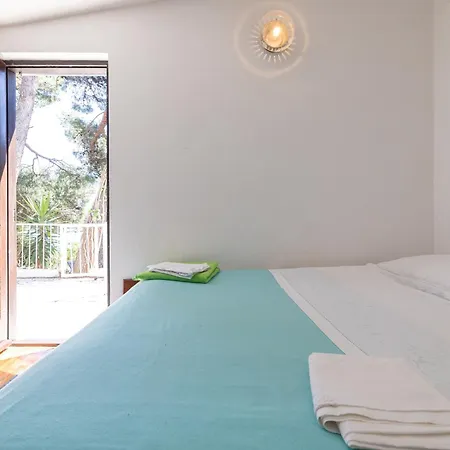 Seaside House For Families With Children Ivan Dolac, Hvar - 140 Vakantiehuis