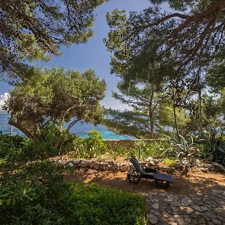 Seaside House For Families With Children Ivan Dolac, Hvar - 140 Vakantiehuis
