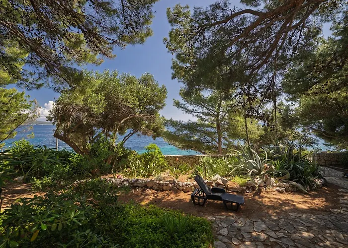 Seaside House For Families With Children Ivan Dolac, Hvar - 140 Semesterbostad