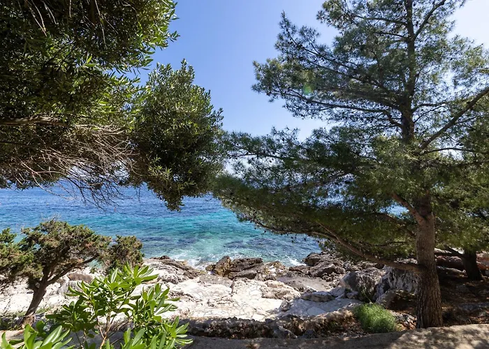 Seaside House For Families With Children Ivan Dolac, Hvar - 140 Semesterbostad *